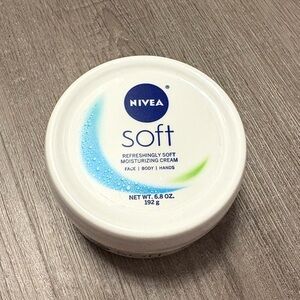 3/$9 NEW Nivea Soft moisturizing cream